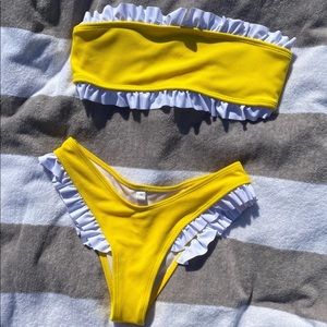 High cut yellow bikini